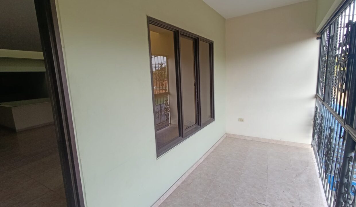 676aa0fc-24fc-485b-9787-bfc502ab4f06