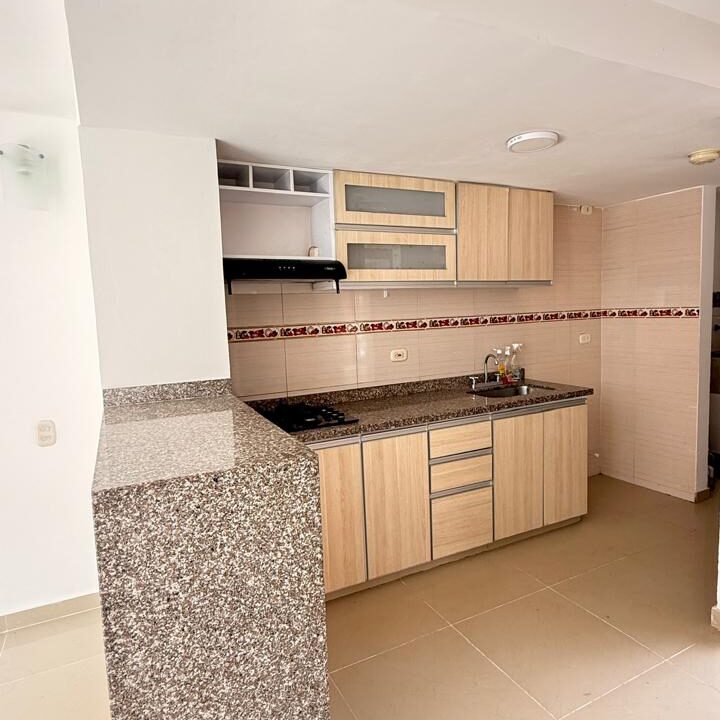 21ebf6a3-08d7-48b7-adae-d09335f68496