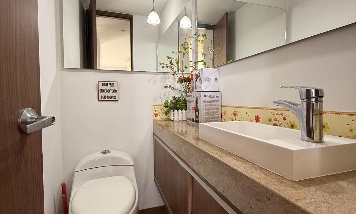 baño-apato-verde-alfaguara