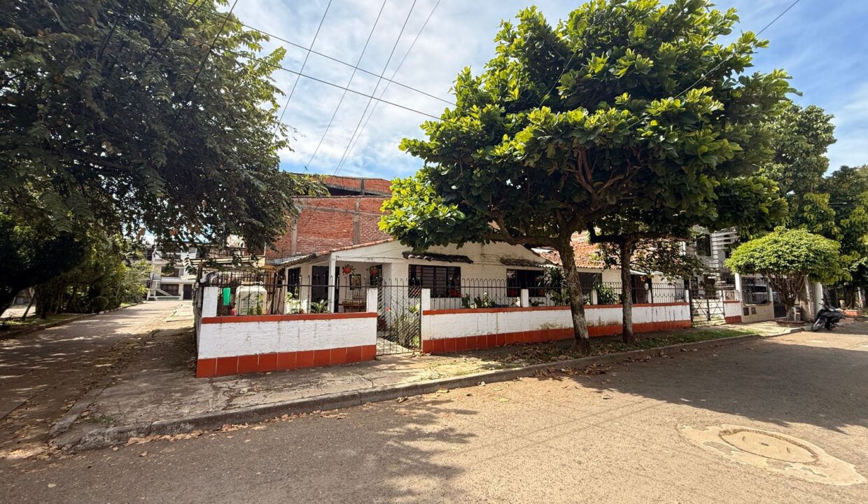casa-esquinera-en-venta