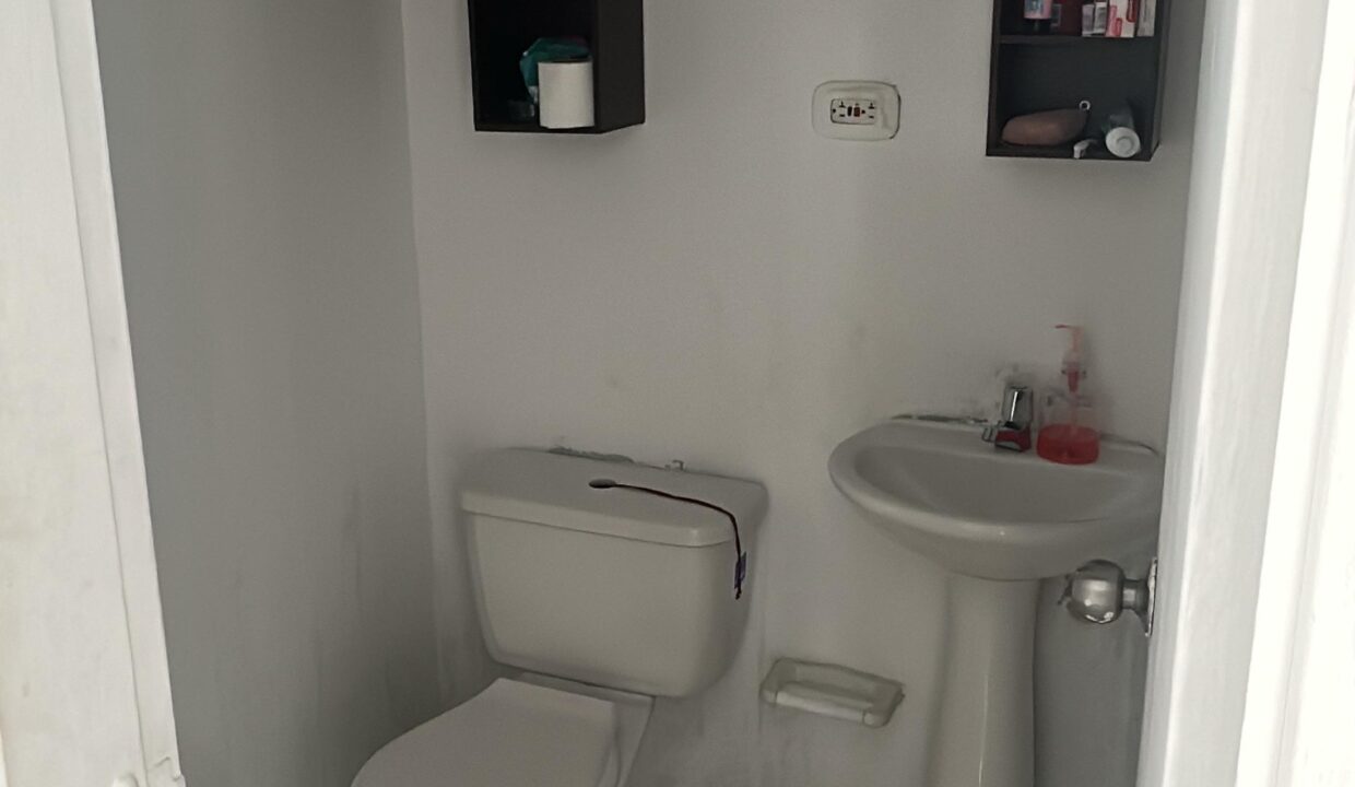 eb32b774-a755-4b7f-82e3-b632c6e62bcb