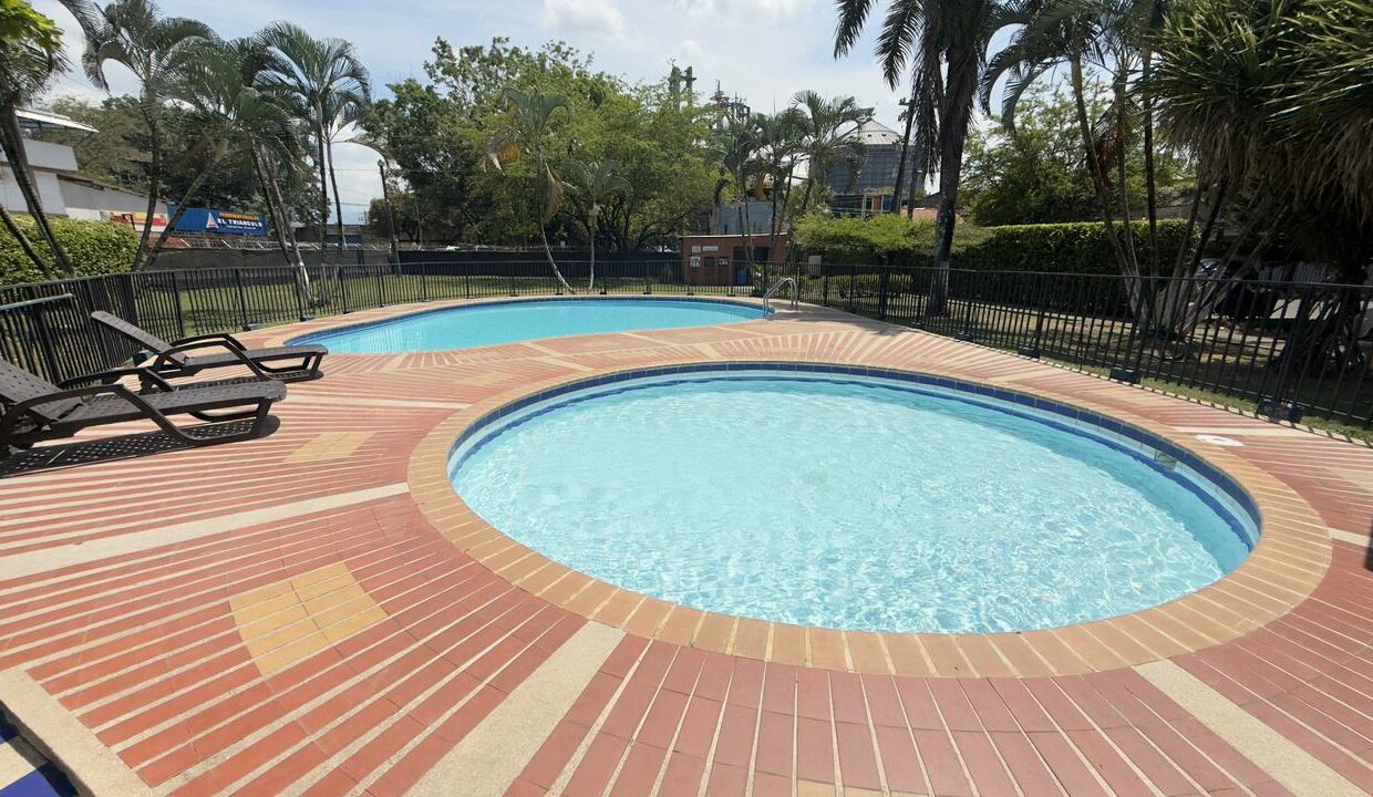 piscina-san-cayetano