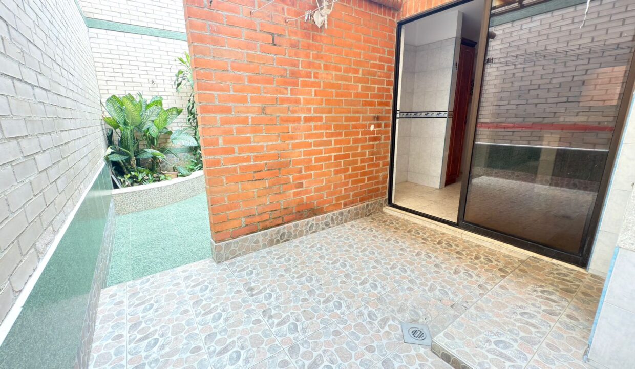 Imagen de WhatsApp 2025-11-19 a las 09.10.26_09db043e