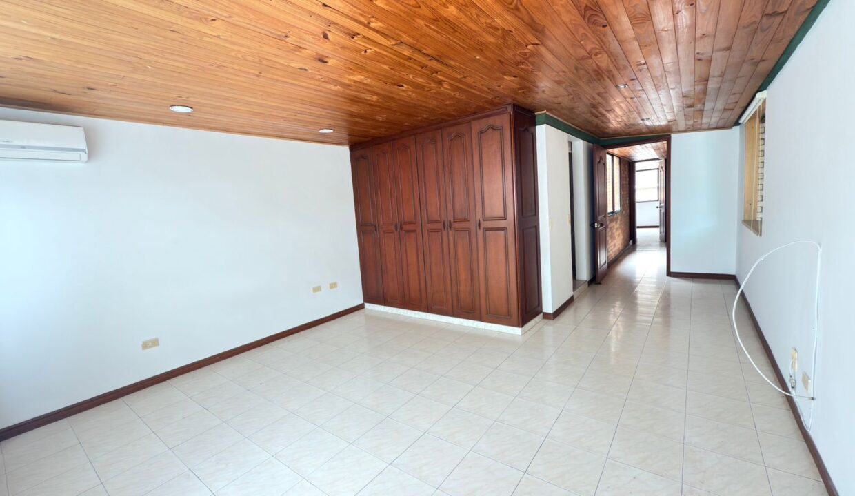 Imagen de WhatsApp 2025-11-19 a las 09.10.28_98124d6c