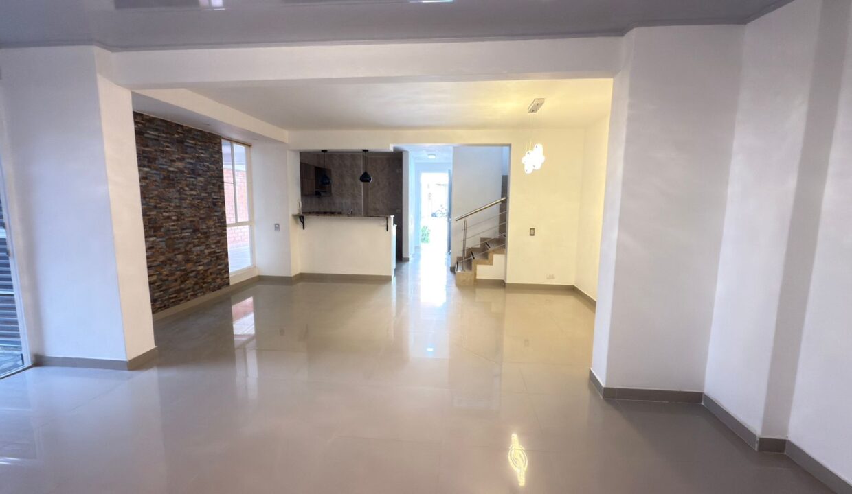 Imagen de WhatsApp 2025-12-11 a las 10.21.46_394bd0c6