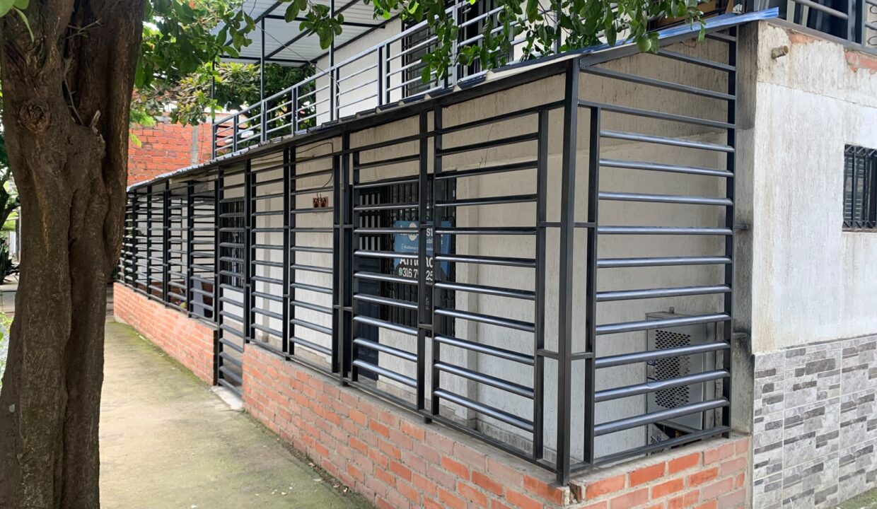 FACHADA